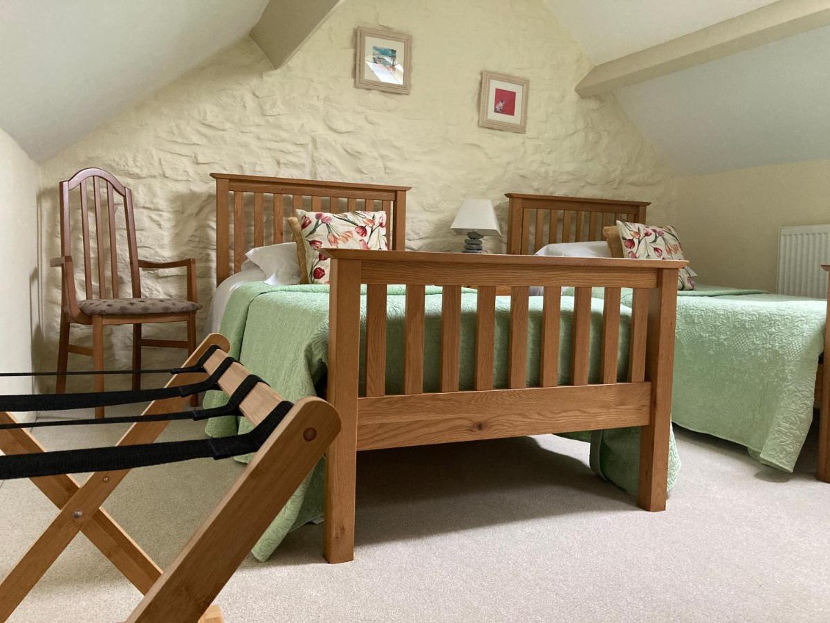 Courtyard Apartment Шептън Малет Екстериор снимка